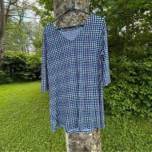 Leota Blue and White Patterned Top